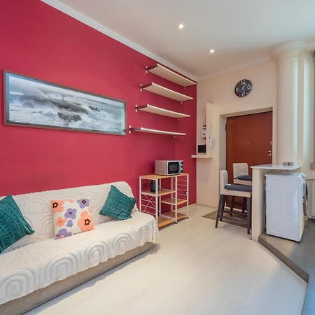 Xenia Apartments - Colorful Apartment In Fiera Area Mailand Exterior foto